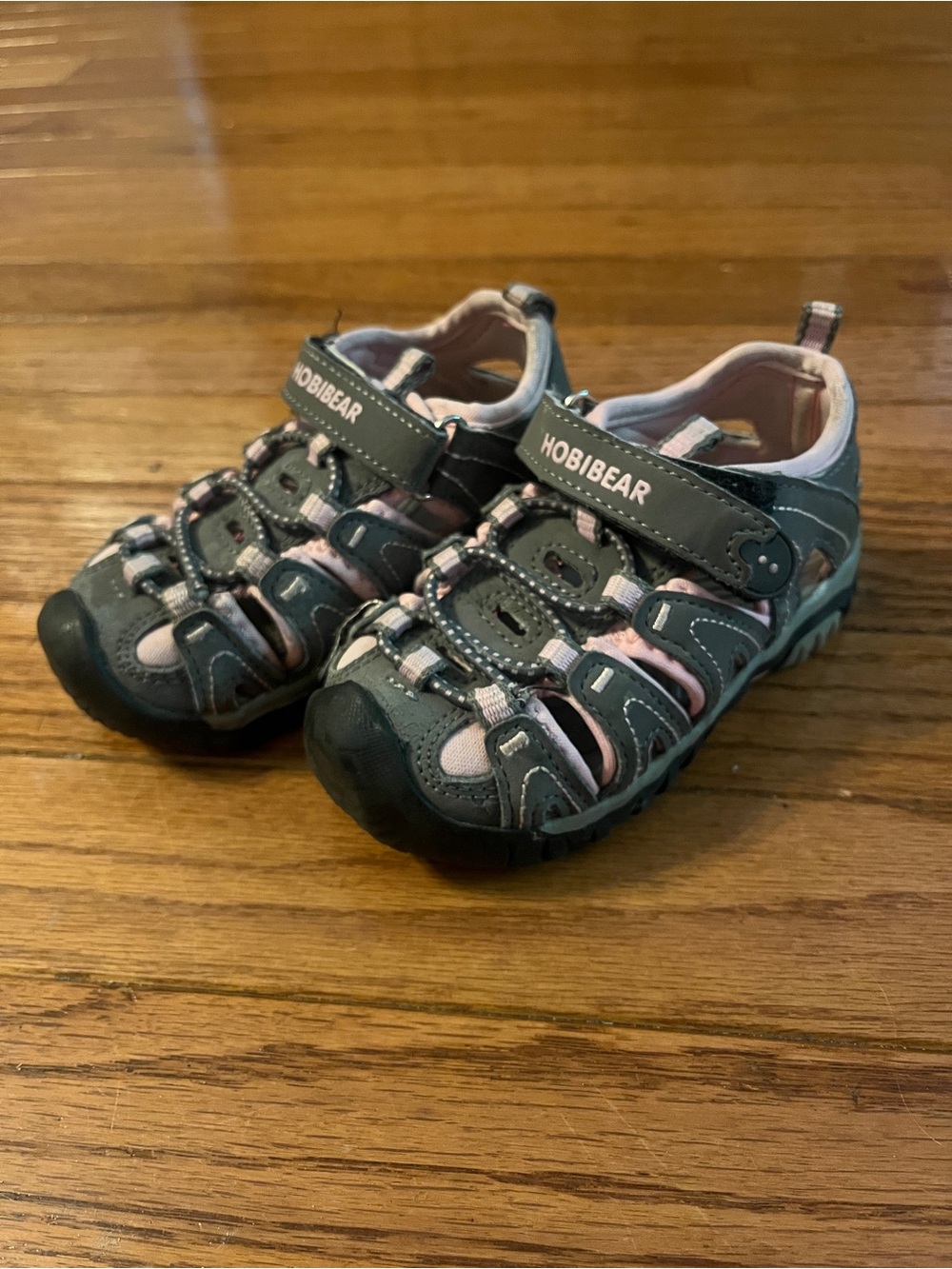 Hobibear Kids' Gray and Pink Outdoor Sandals
